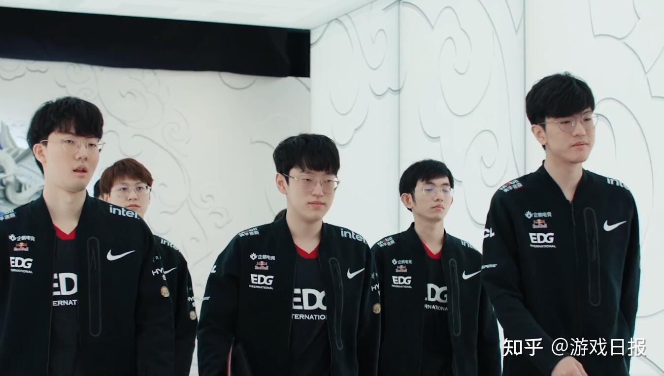 仰泳以及其 仰泳以及其