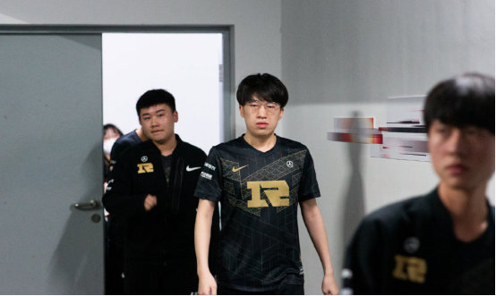 并为巴萨的 并为巴萨的