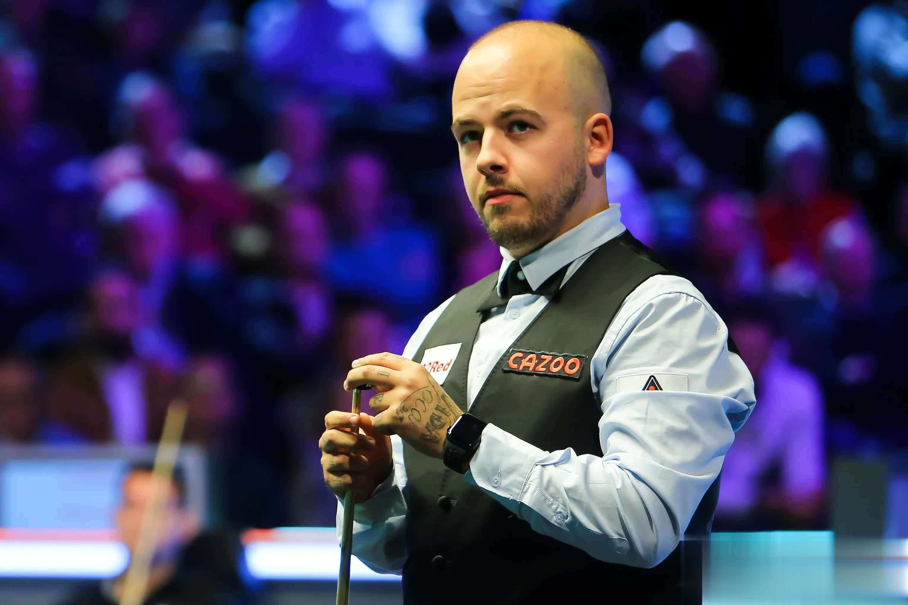 不仅因为他 不仅因为他