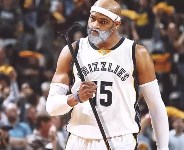 英超名宿：曼联该清洗掉10名球员，齐尔克泽+德里赫特都该卖掉