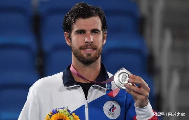 [图]足协杯-奇塔迪尼双响奥斯卡点射 海港3-2申花.