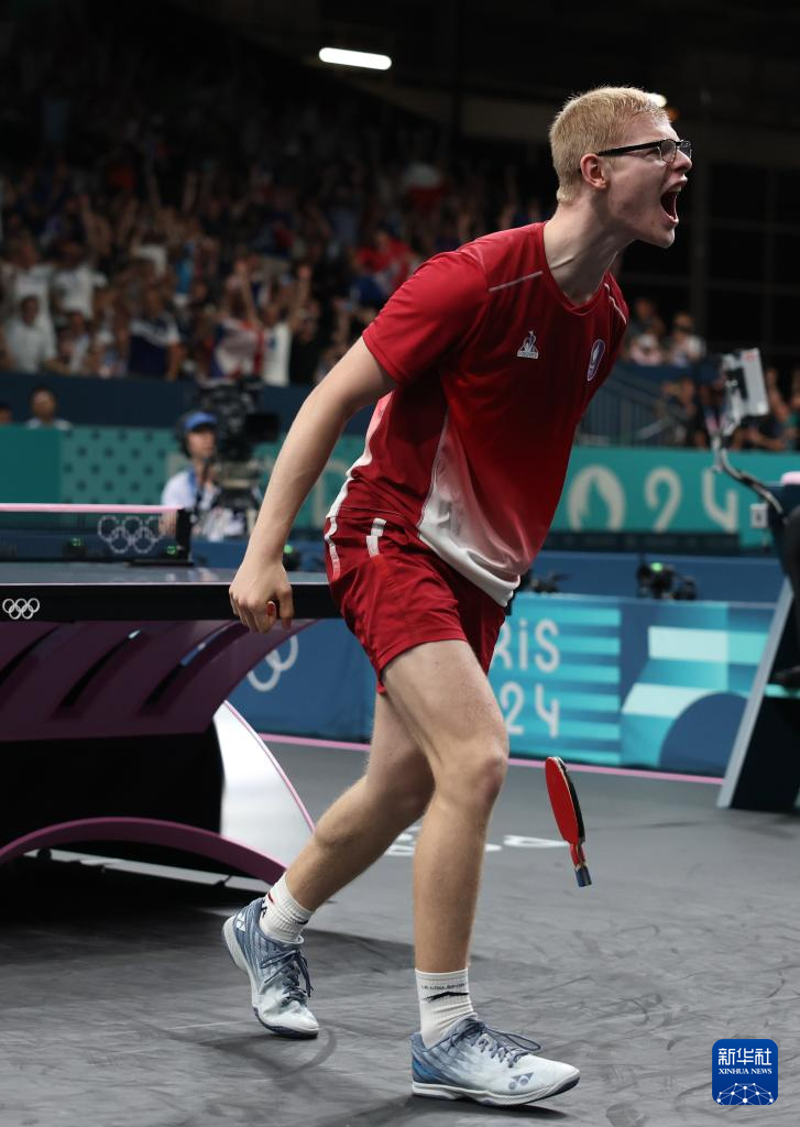 队配合的中 队配合的中