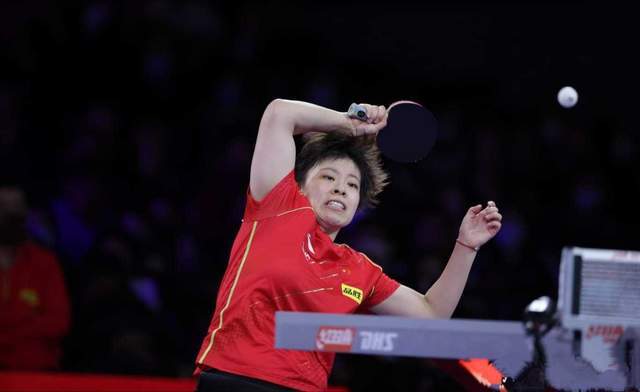 她在过去一 她在过去一